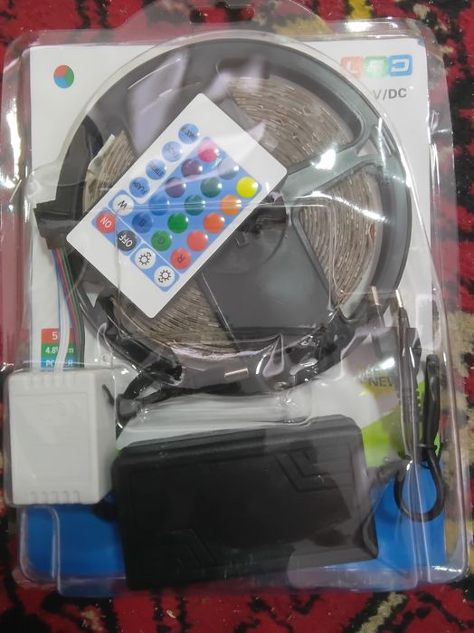 Ленты светодиодные 5 метров новые