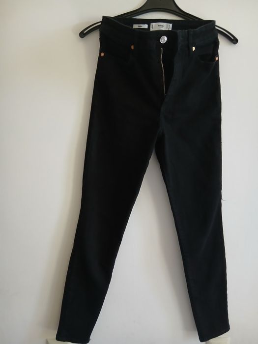 Blugi fete masura 38 sau M/L noi fara eticheta