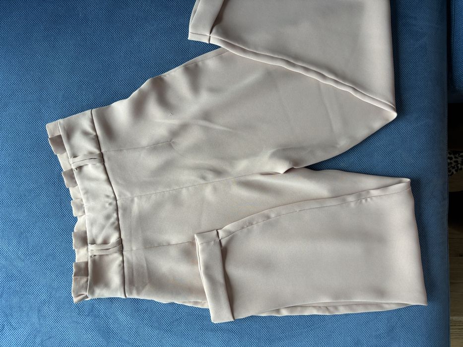 Pantaloni zara ( diverse modele) - XS