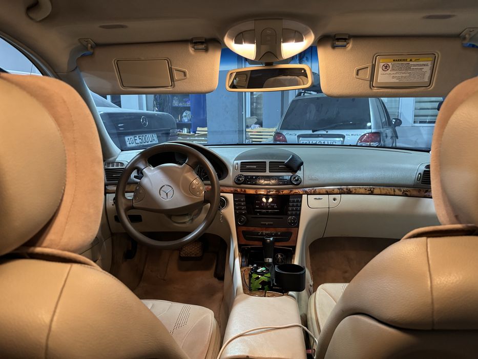 Mercedes W211 plyonka qilingan