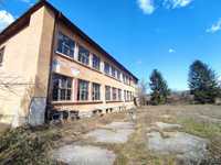 Училище в село Дряновец
