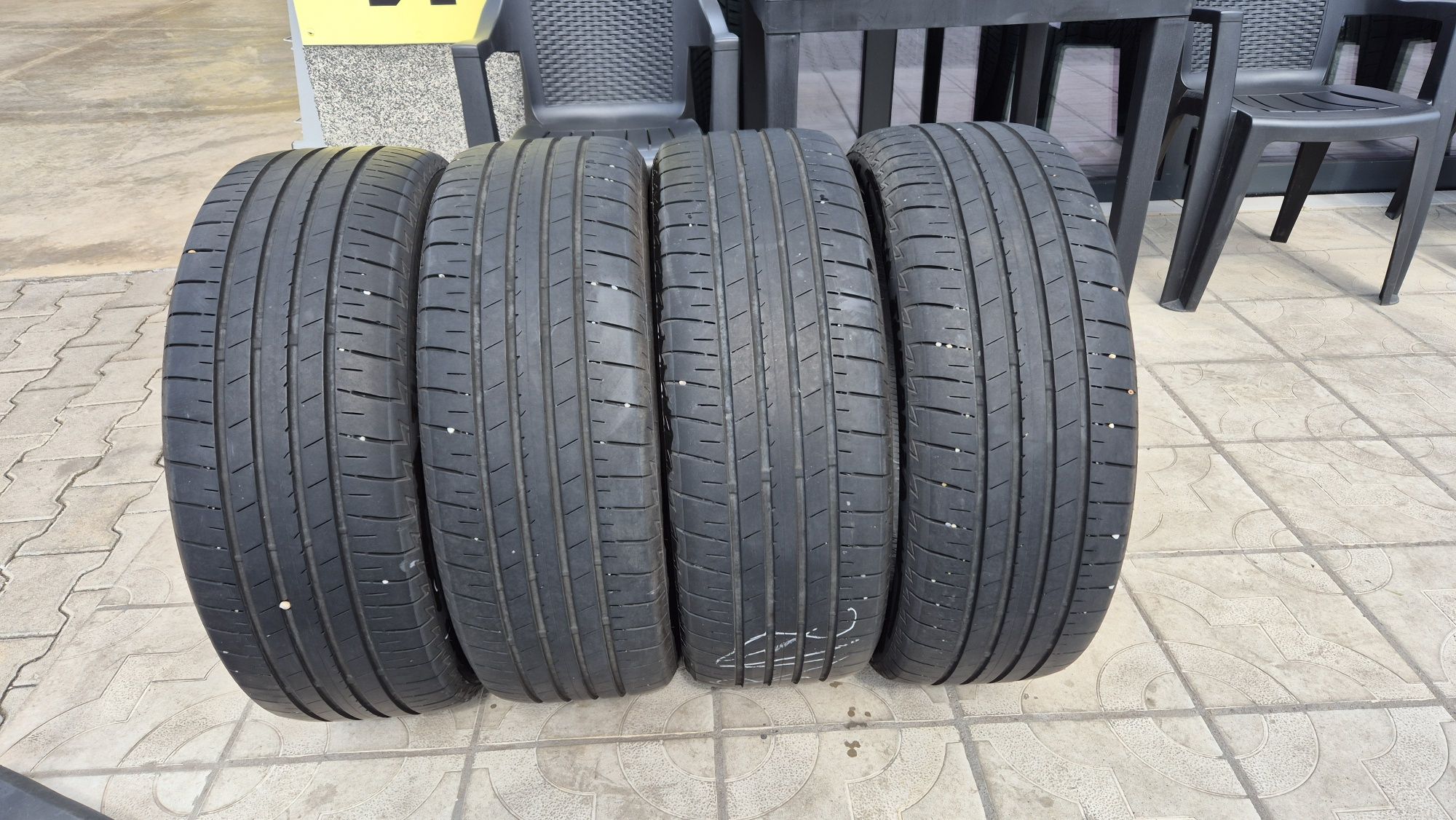 4бр.летни гуми 215/55/18 95 Н Bridgestone T005