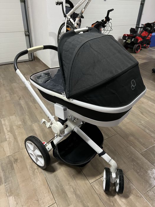 Vand carucior Quinny 4 in 1 si alte accesorii pentru bebelusi