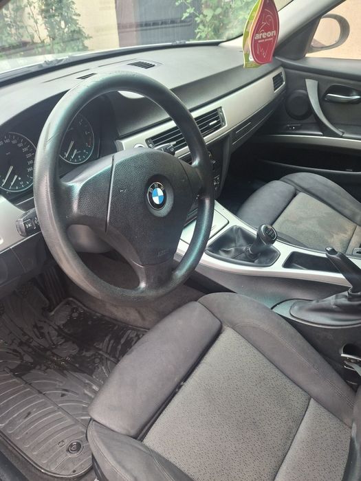 Vand bmw e90,motor 2.0 benzina