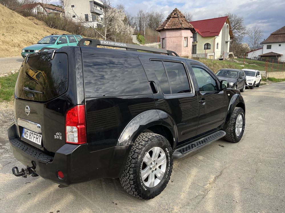 Nissan Pathfinder FULL/Snorkel/BfGoodrich All-Terrain T/A Xenon