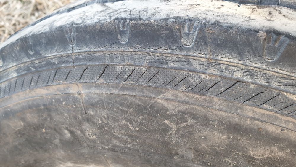 Джанта с гума 215 75 17.5 корморан