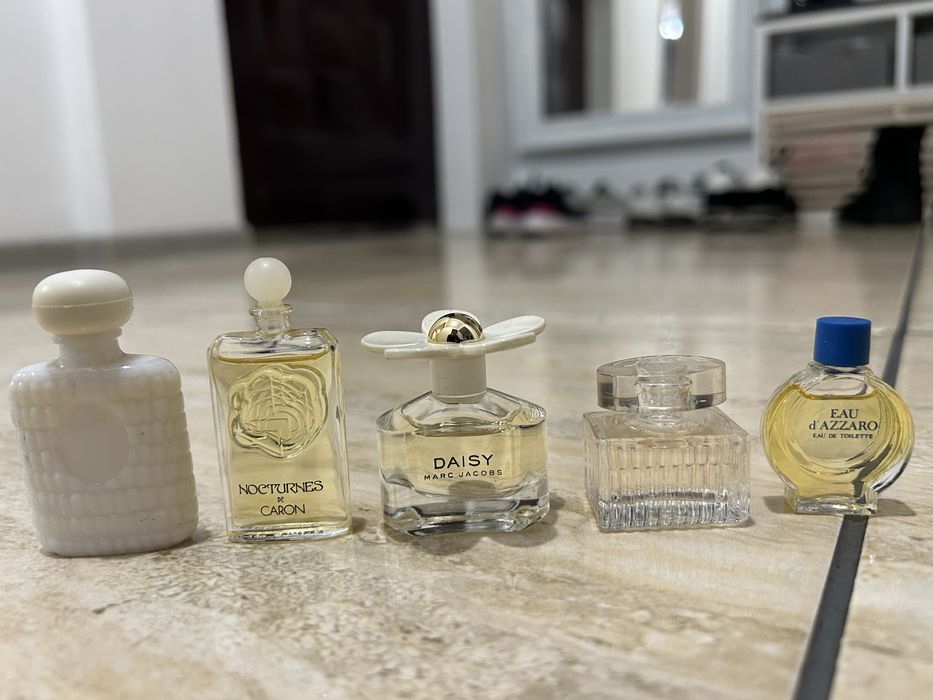 Colectie Parfumuri in miniatura 40 buc