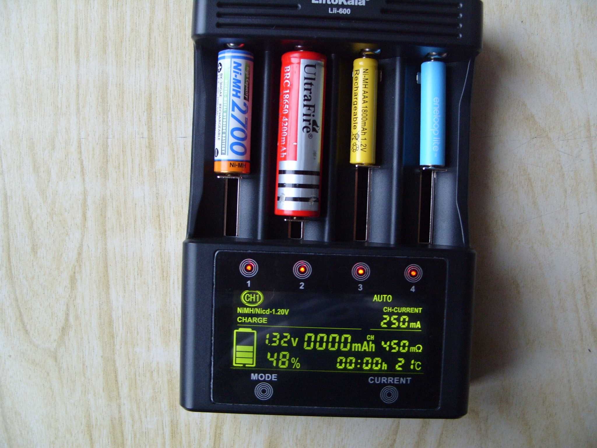 Професионално интелигентно зарядно  LiitoKala Lii-600.  БГ упътване