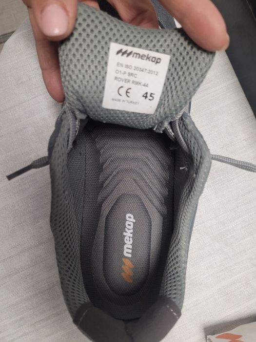 Работни обувки сиви пластмасово бомбе