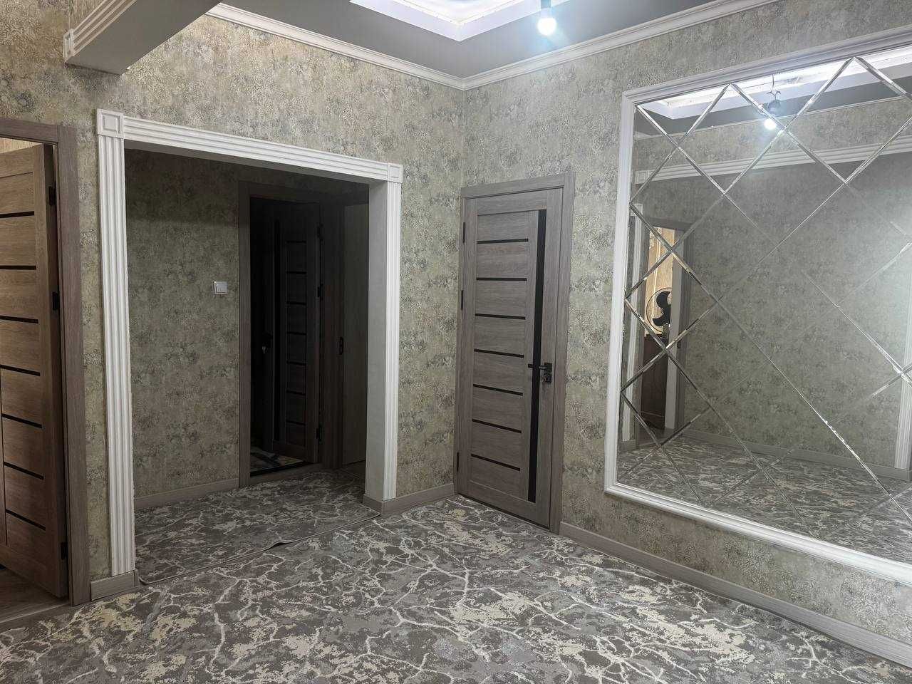Срочно продаётся 4/5 комнатная квартира на массиве Хумоюн