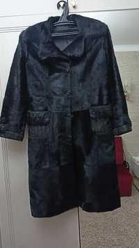 Женская зимняя пальто (48 размер) (отличное сост)