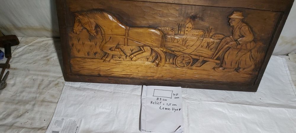 Sculptura lemn antichități
