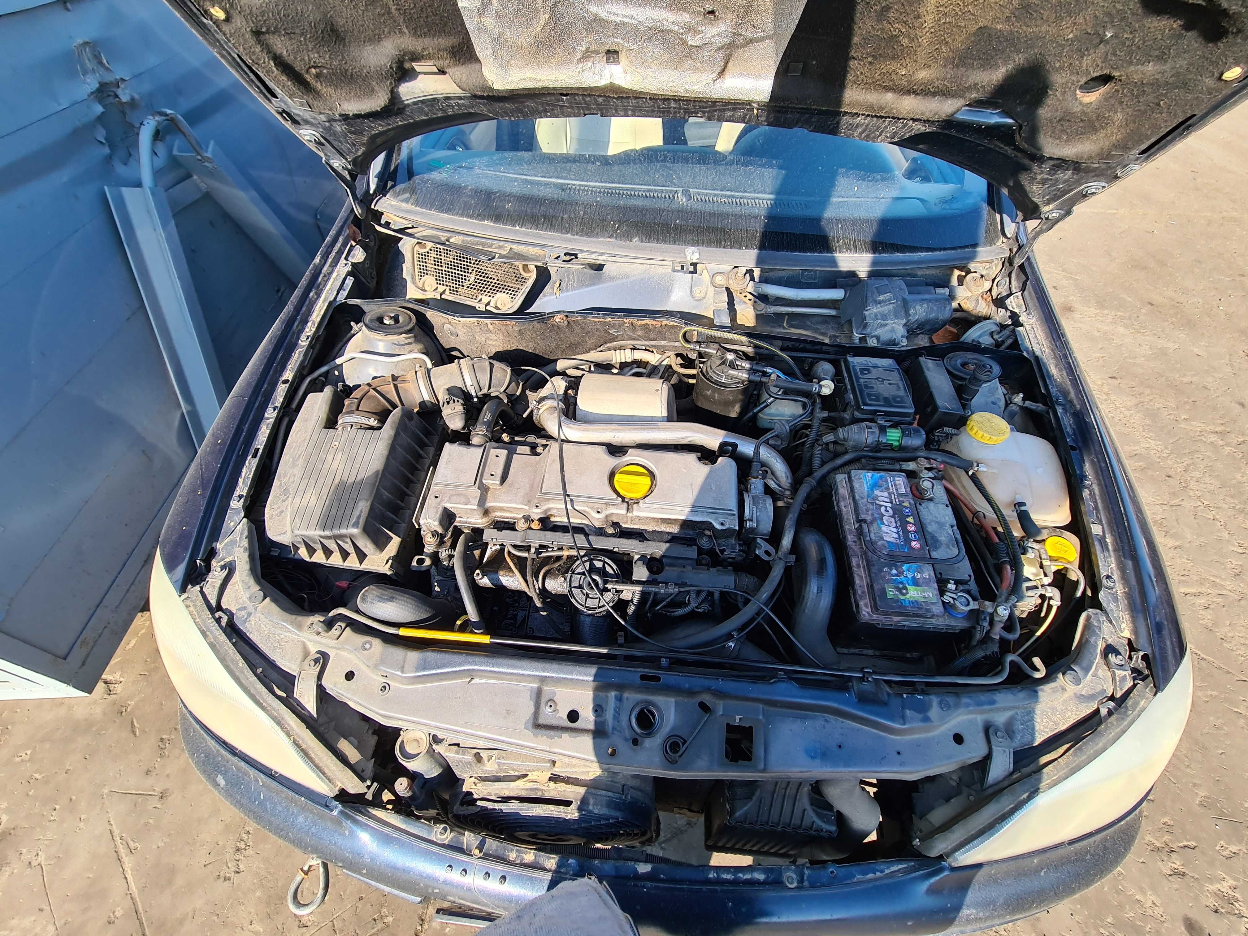 Dezmembram Opel Astra G