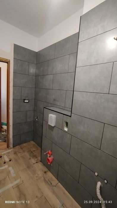 Montaj profile decorative zugrav