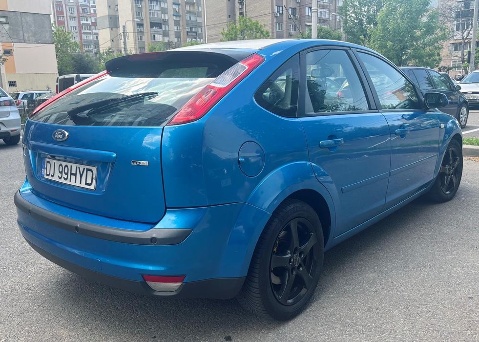 Ford Focus MK2  2.0