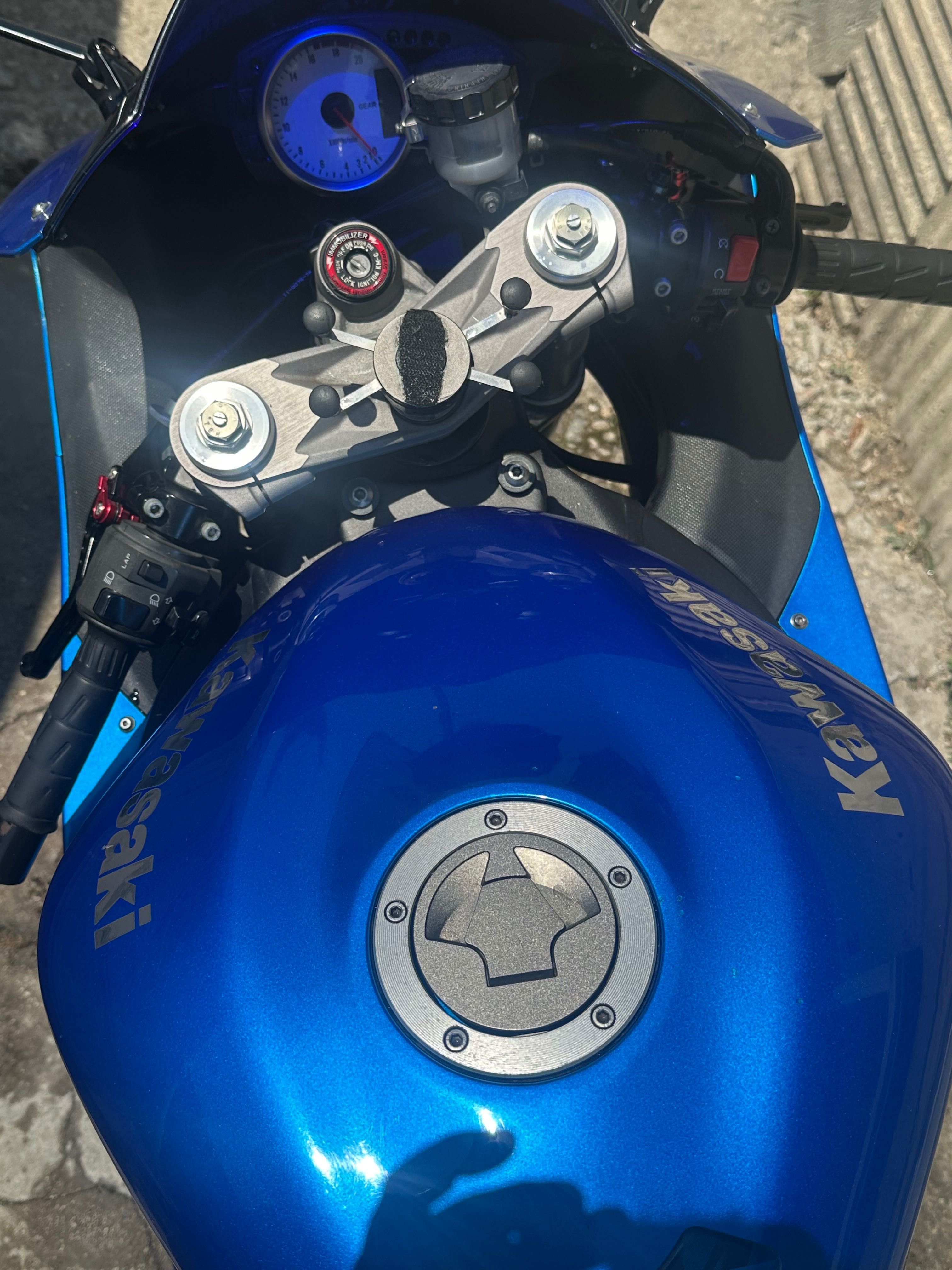 Kawasaki ninja zx6r