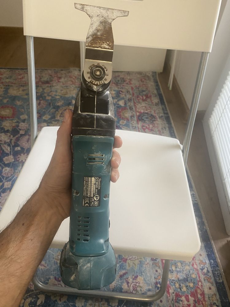 Makita DTM50 мултитул.