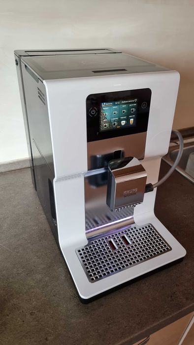 Кафеавтомат Krups Intuition Preference EA872A10