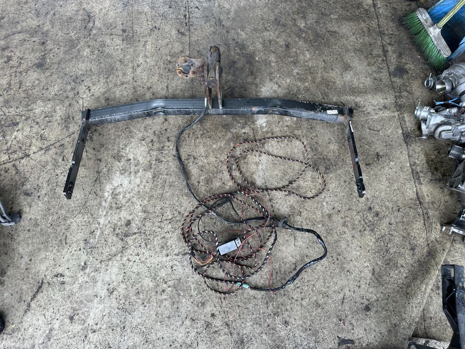 Теглич за Сеат Леон !!!