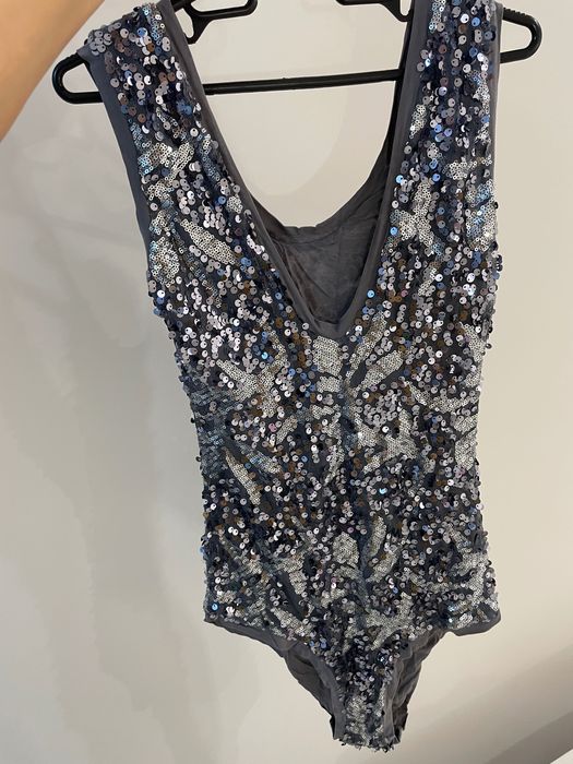 Блестящо боди -сценичен костюм!