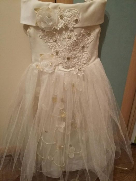 Продам нарядное платье