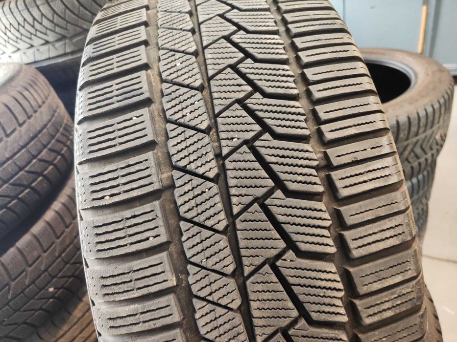 4бр. зимни гуми 255/45/19 Continental