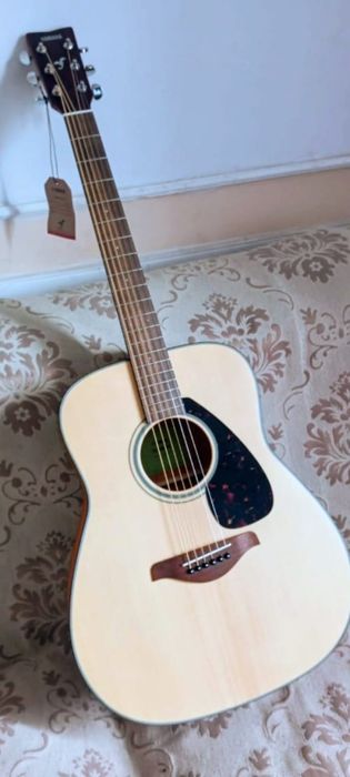 Гитара Yamaha Fg800