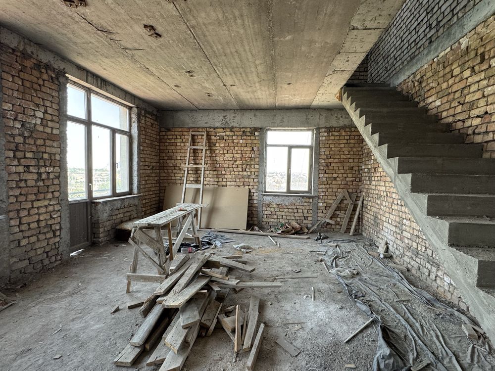 Очень срочно 158кв! Паркентский, квартира дуплекс. 750$ за 1кв м