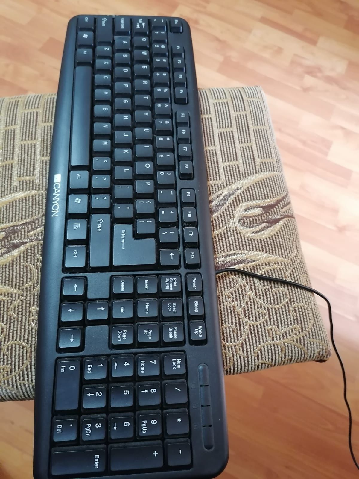 Tastatura USB cable