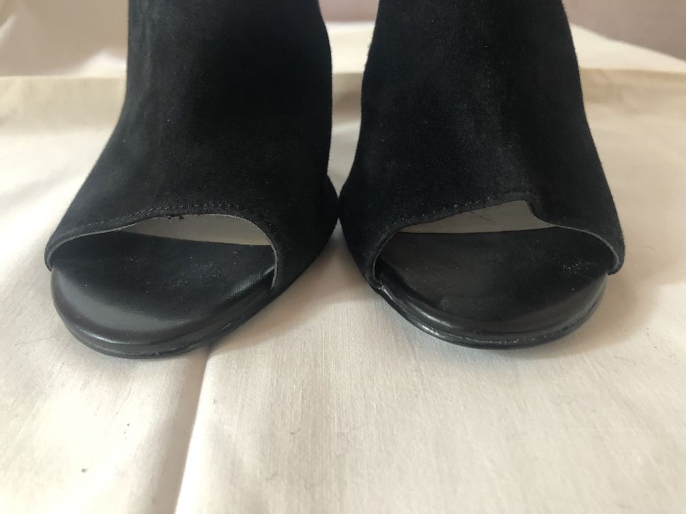 Sandale de dama noi, masura 39, piele intoarsa neagra, toc 9 cm