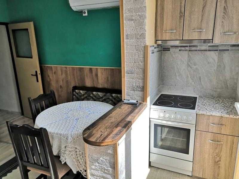 Тристаен апартамент под наем в ж.к. Изгрев