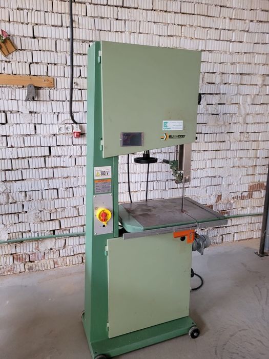 Vand utilaje profesionale pentru tamplarie