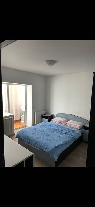 Vând apartament 3 camere,CENTRU(bloc Fortuna)