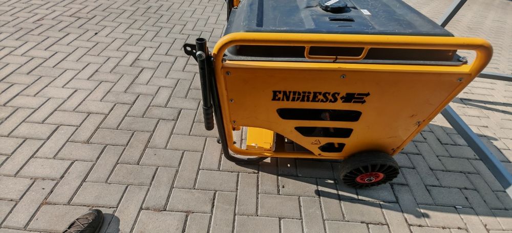 Generator profesional Endress 6 kVA – 230/400V, motor Honda