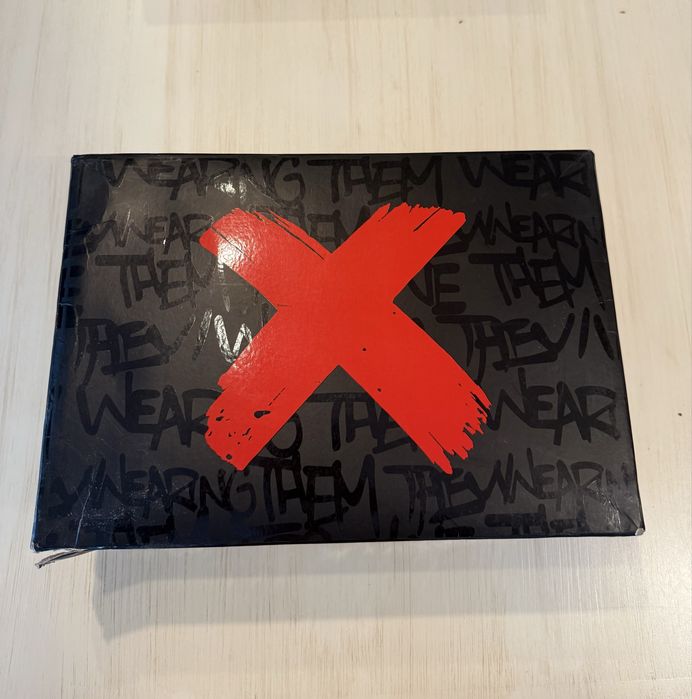 Jordan 4 Military black