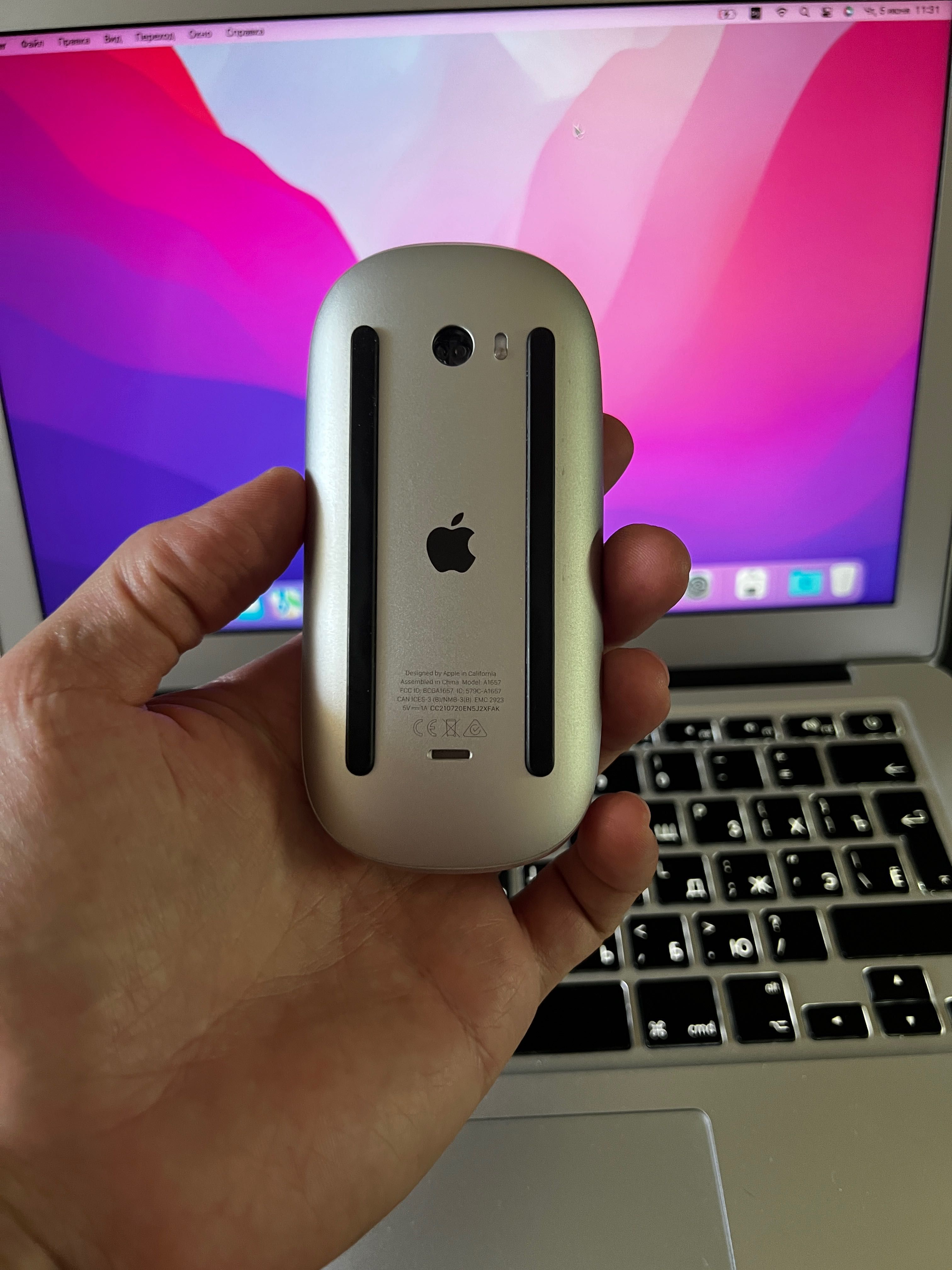 MacBook Air 2017 года в очень хорошем состоянии