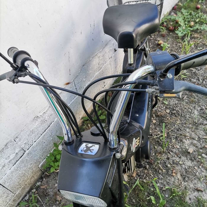 Vând moped peugeout vogue 103.