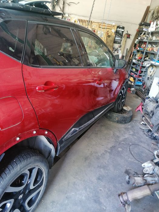 Dezmembrez Renault Captur