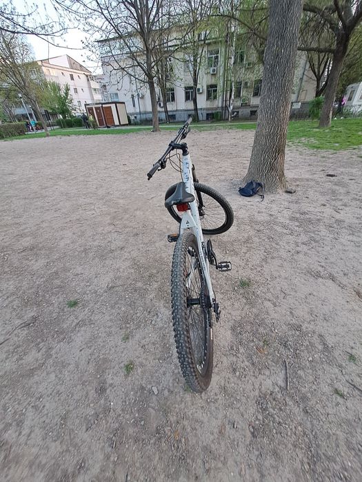 Vând bicicleta în stare buna