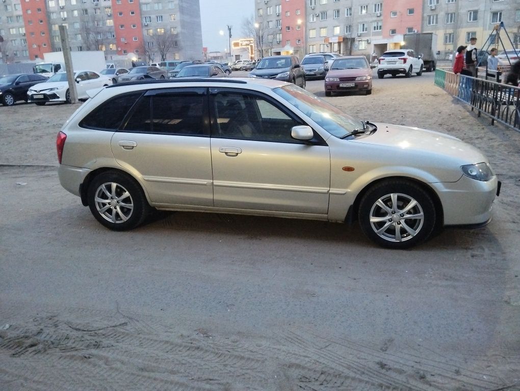 Продам Mazda 323f 2002г 1.6л рестайлинг