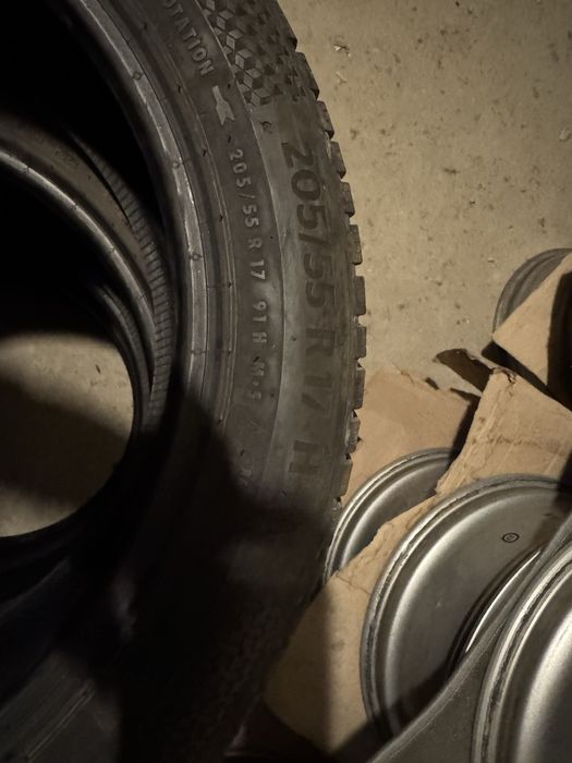 Зимни гуми Continental 205/55/17