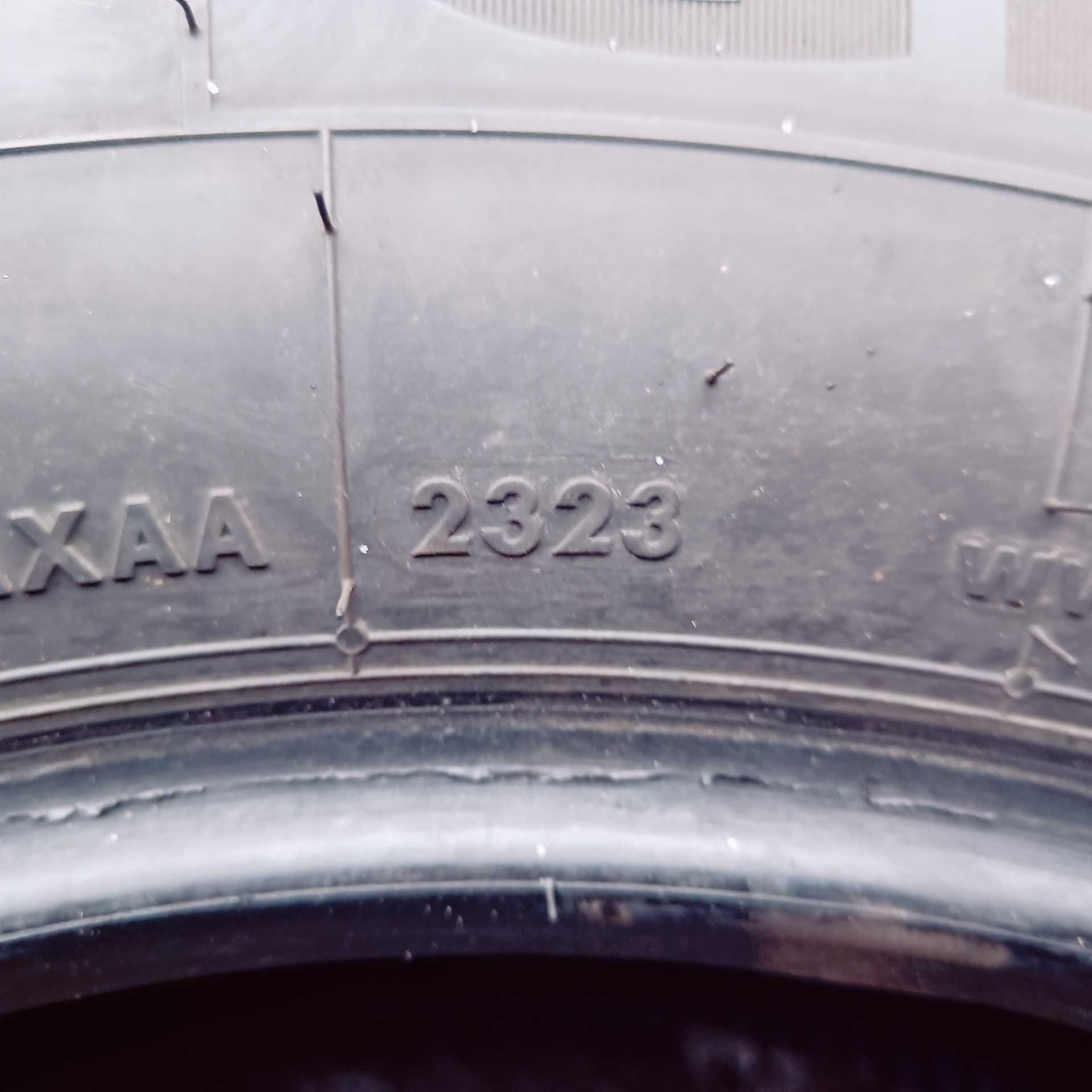 Летни гуми за бус Giti 235/65 R16 C