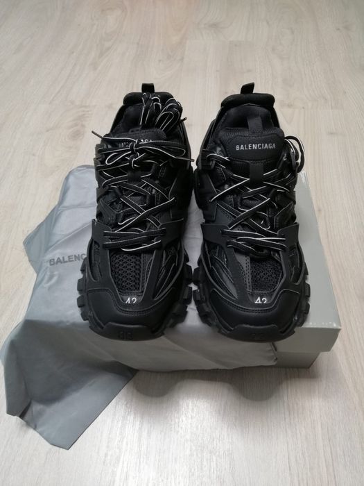 Balenciaga Track Black