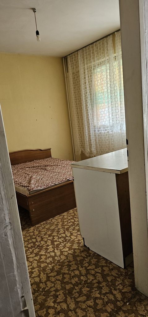 Продава се Двустаен апартамент в Бобов дол - 68 кв.м за 113 €/кв.м - Снимка #16