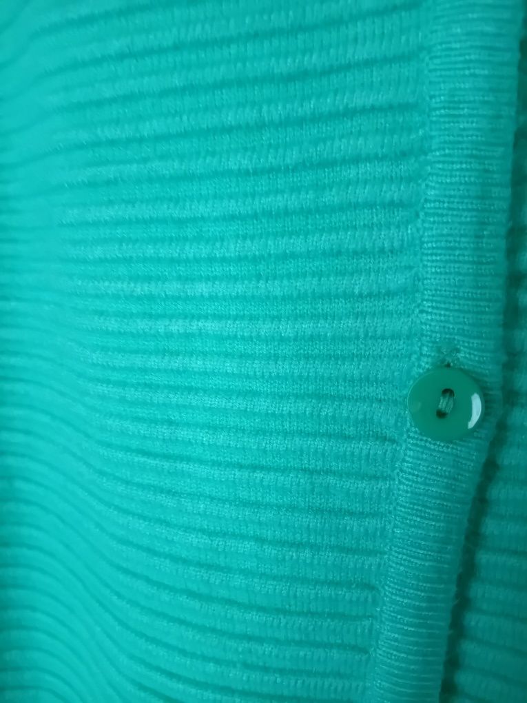 Дамска жилетка, р-р XL , дамска тениска р-р 4XL