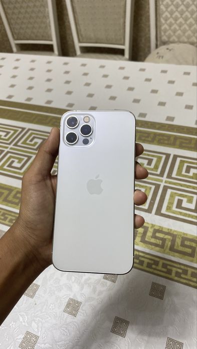 Айфон 12 про, оригинальный не был в ремонте