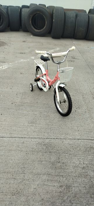 Bicicletă copii cu roți pe 16