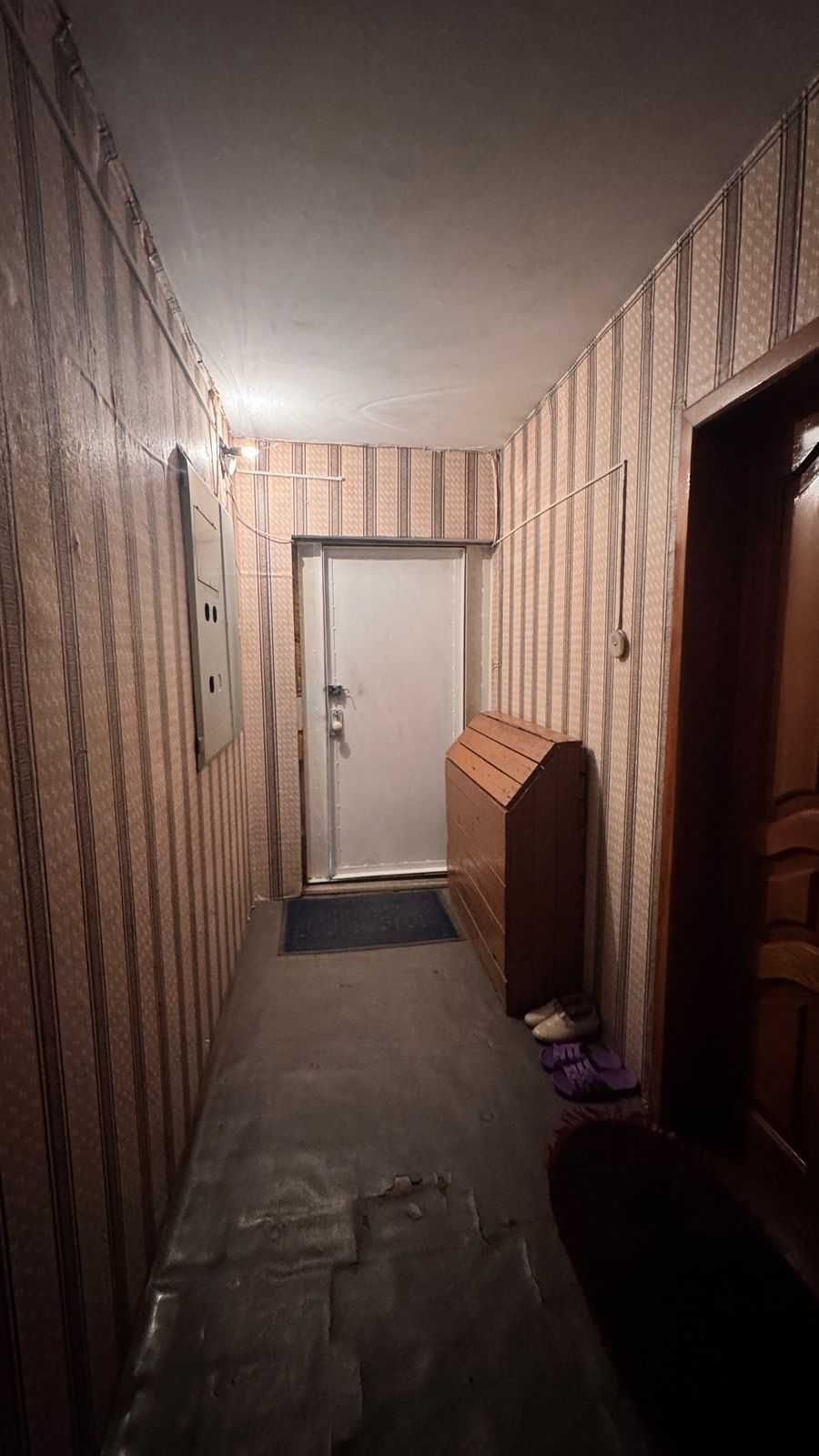 Продам 5-ти комн квартиру в 19 мкрн