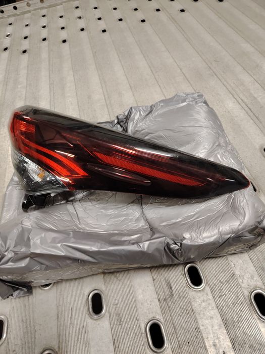 Stop dreapta pentru Toyota Hightlander 2024