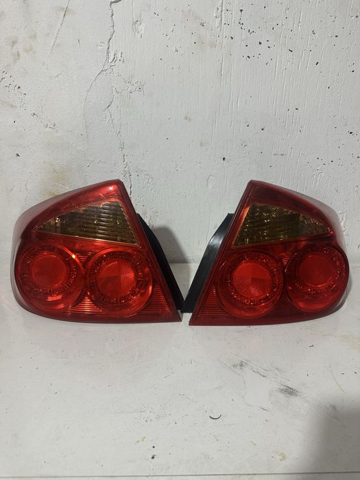 Задние фонари на Infiniti G35 седан